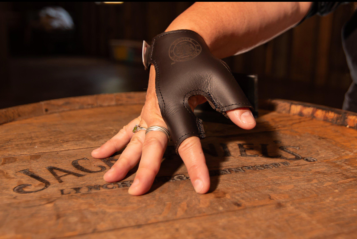 Mounted Archery Glove